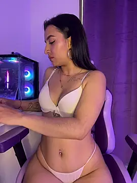 Kayle_11's Live XXX Chat