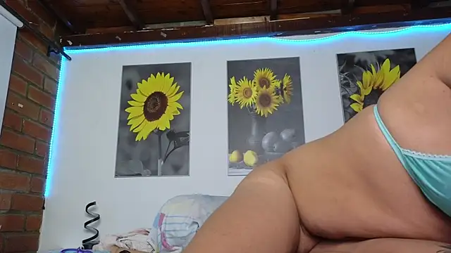 KataLehllan Live XXX chat