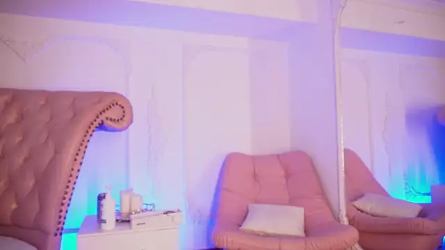Chat +18 de LucianaBlanco_ ao vivo