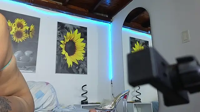 KataLehlla Live XXX Chat