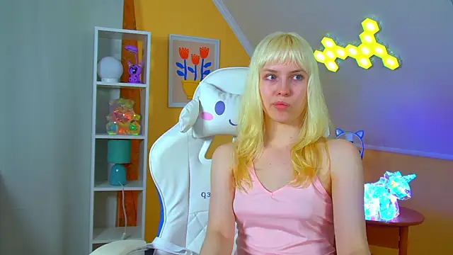 HannahHollis Adlı Modelin Canlı XXX Sohbeti