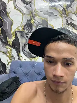 Živý XXX chat friends_lust_latin