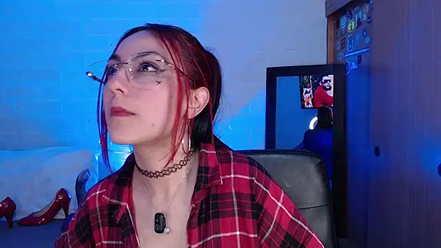 Amy66's Live XXX Chat