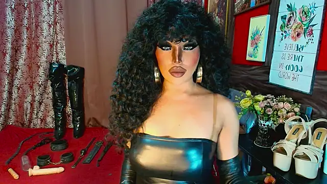 צ'אט XXX בשידור חי של demonfuta