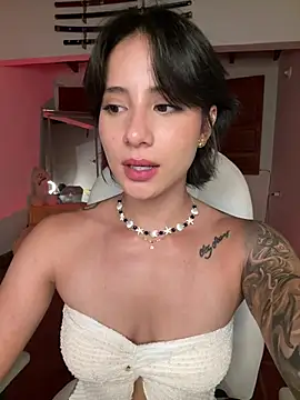 Chat +18 de Ale_Lewis ao vivo