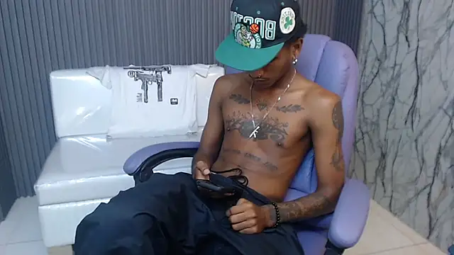 ManSant Live XXX Chat