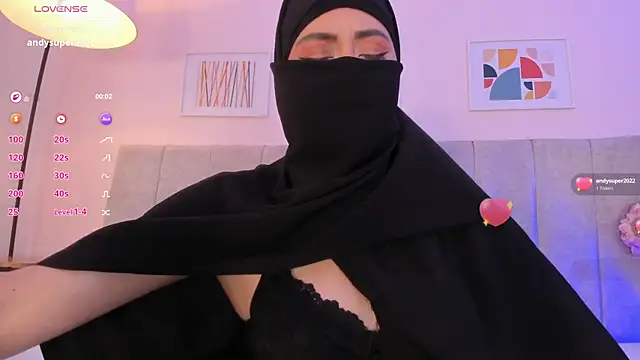 fatiima_ Chat XXX in diretta