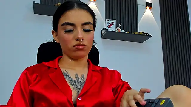 isabella_hv's Live XXX Chat
