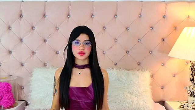 OliviaDiaz 现场XXX聊天
