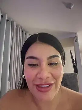 Chat XXX Live Issane_Peru