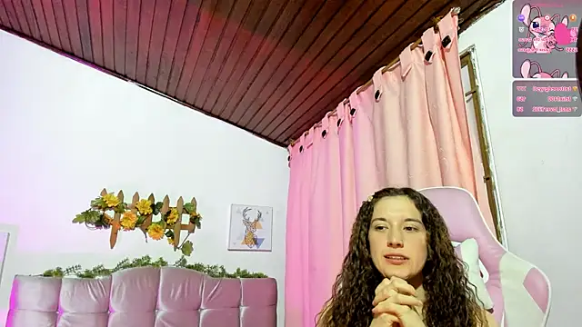 ChloeJohnsoon Chat XXX in diretta