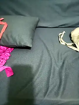 PreetyKitten's Webcam Show