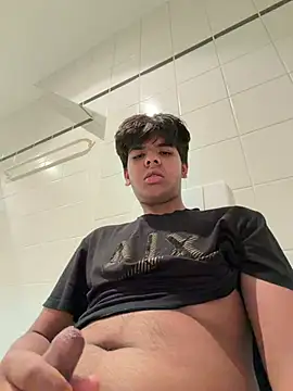 usemedaddy6969 网络视讯表演