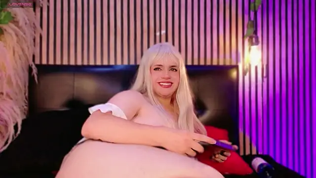 Hiddenhotcake Adlı Modelin Canlı XXX Sohbeti