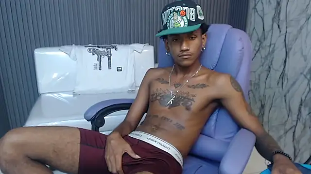 Chat +18 de ManSant ao vivo