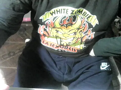 XXX chat uživo modela OreCam