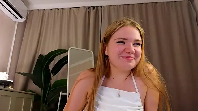 JaylaBrown XXX чат на живо