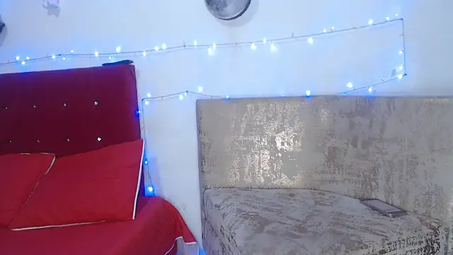 Dalene_27のライブXXXチャット