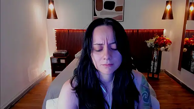 Chat XXX ao vivo de KatherineBond