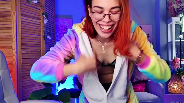 Chat XXX ao vivo de SeraphineDuskryn