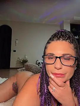 Eva_Pearl Chat XXX in diretta