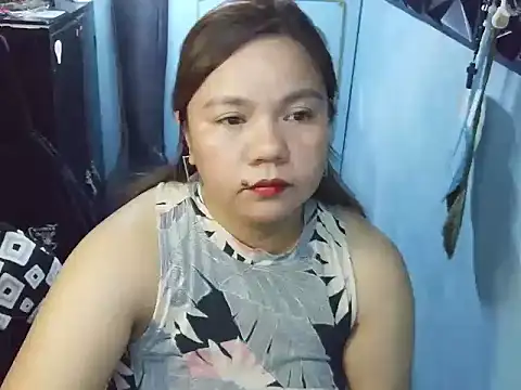 ambersmile Adlı Modelin Canlı XXX Sohbeti