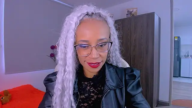 ScarlettMalbec Chat XXX in diretta