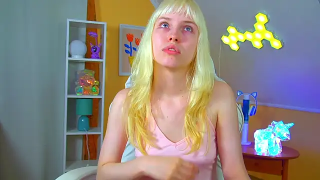 Chat +18 de HannahHollis ao vivo