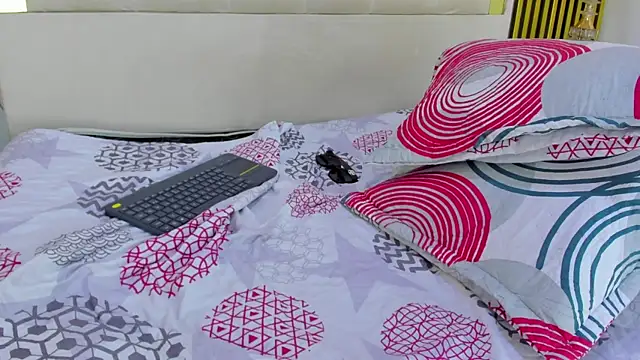 Lil_Jhoyn Live XXX chat
