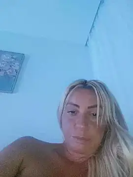 visnjica's Live XXX Chat