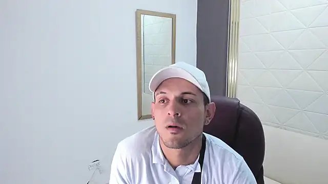 jacob_stonne Chat XXX in diretta
