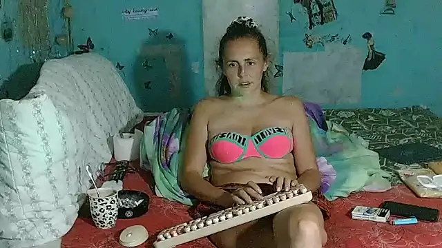 brighteyes77: онлайн-секс-чат