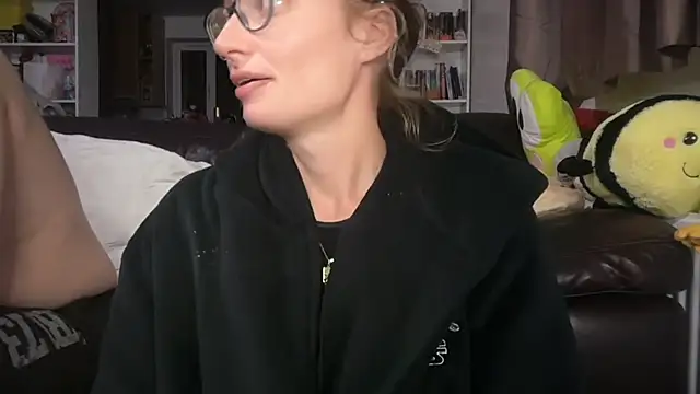 harleyblair Show Webcam