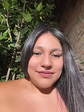 Emily_Gomezz's Webcam Show