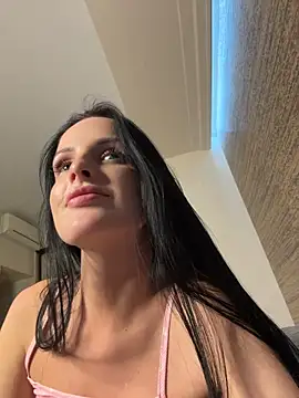 Evaryn Live XXX-chat
