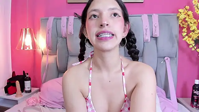 Chat XXX en directo de Namii__