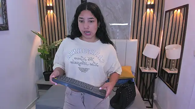 XXX chat uživo modela Annabell_Florez