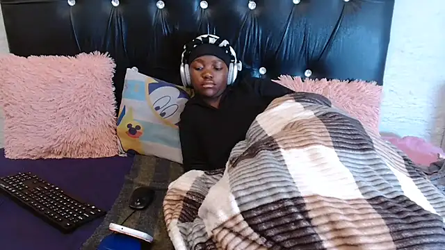PunkinbuttXx05 XXX чат на живо
