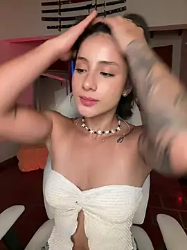 Ale_Lewis' Live XXX Chat