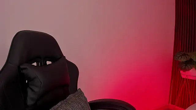 צ'אט XXX בשידור חי של alliss_ginger_