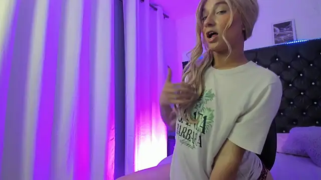 BellaRoge Live XXX-Chat
