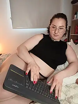 Ximenna_Cruz Adlı Modelin Canlı XXX Sohbeti