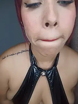 Samiragrey Adlı Modelin Canlı XXX Sohbeti