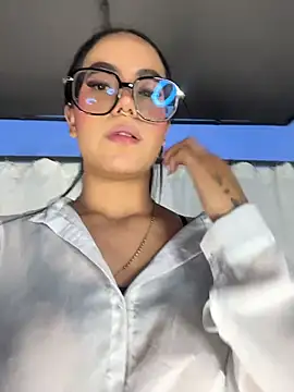 TopDollXXX XXX чат на живо