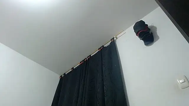 nicolle_milf1978's Live XXX Chat