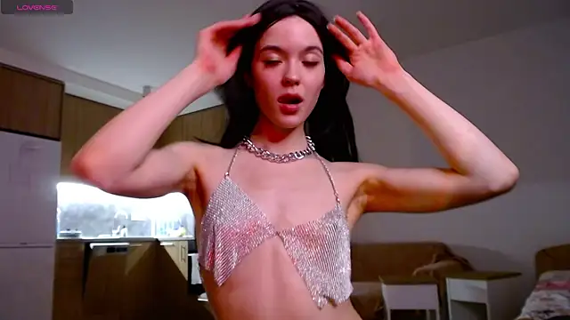 Jess_Dome Adlı Modelin Canlı XXX Sohbeti