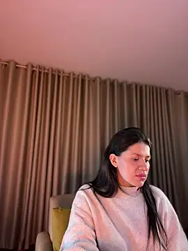 XXX chat uživo modela Zandrina