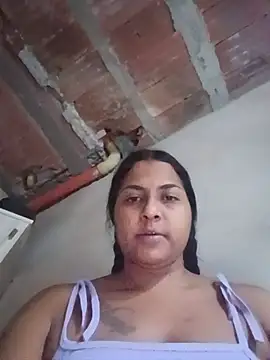 Živý XXX chat Giselabrunette25