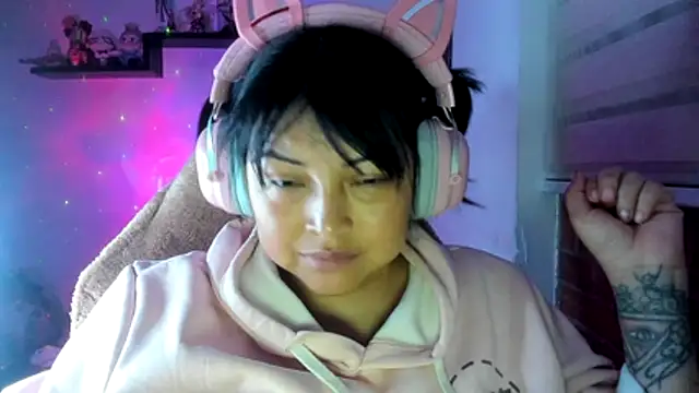 Shaddycute_'s Live XXX Chat