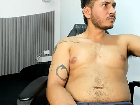 Chat +18 de ashlan_king ao vivo